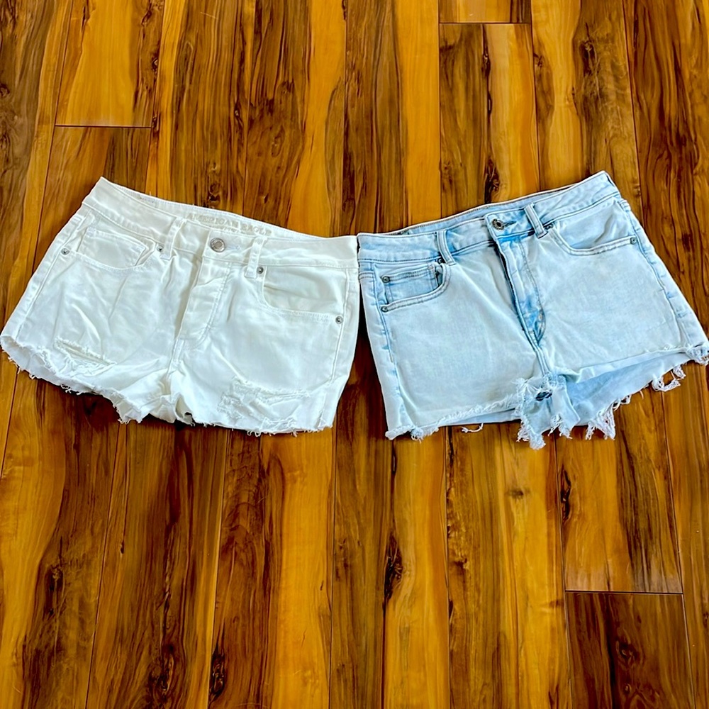 2 pair of American Eagle Jean shorts size 4